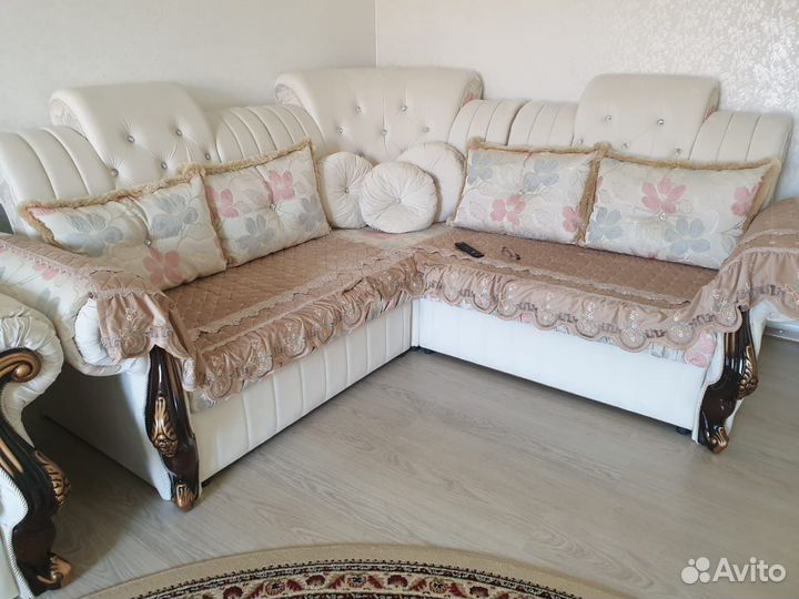 Диван угловой