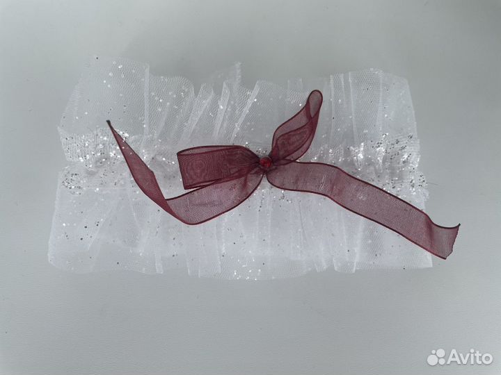 Свадебная подвязка