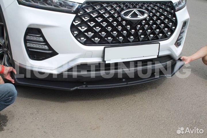 Сплиттер бампера универсальный тюнинг стиль 2