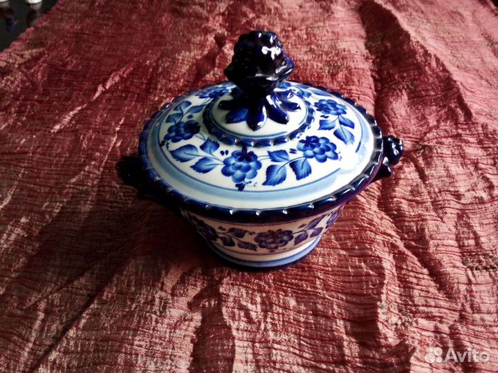 Посуда гжель