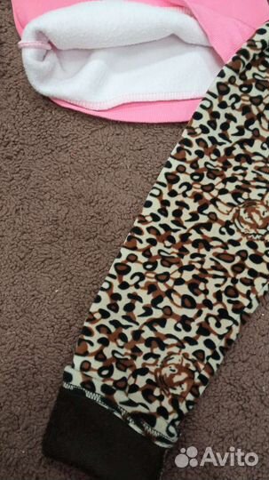 Теплый свитер+ теплые штаны. Цена за всё