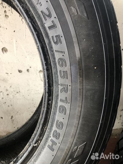 Kumho Crugen Premium KL33 215/65 R16