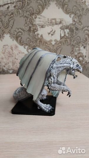 D&D фигурка Icingdeath Gargantuan White Dragon LE