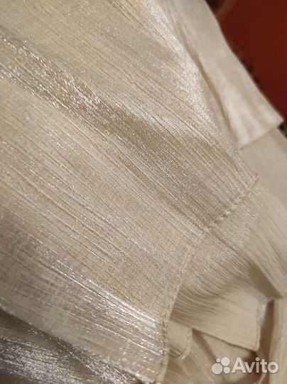 Шарф бежевый из органзы,покупала дороже