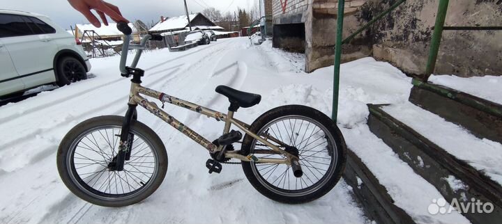 Трюковой велосипед bmx