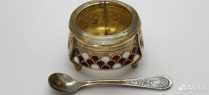 Солонка С ложечкой эмаль. мельхиор., позолота ссс