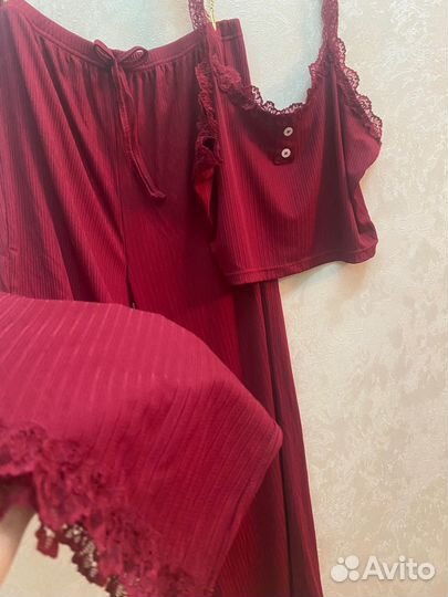 Брючный костюм женский