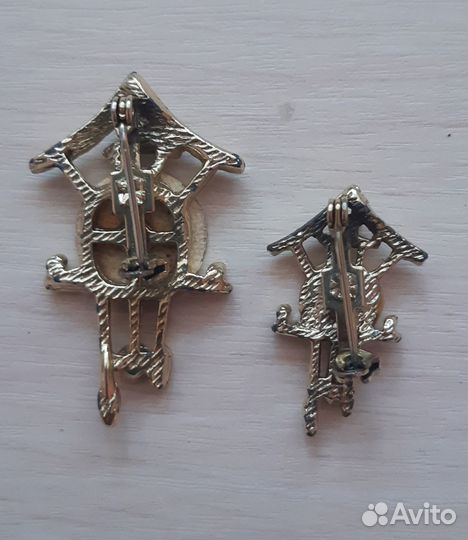 Брошь парная часы