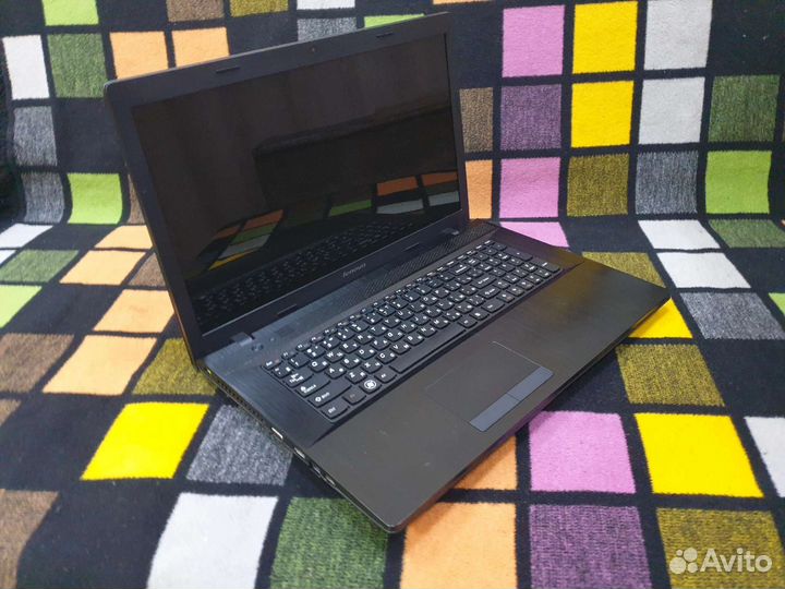 Ноутбук Lenovo G700 на i5