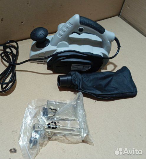 Без документов Электрический рубанок Ресанта Р-82