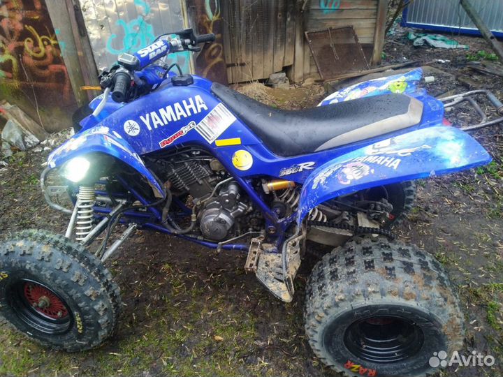 Yamaha raptor 660R