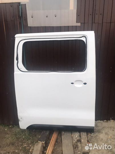 Дверь сдвижная правая Citroen Space tourer арт024