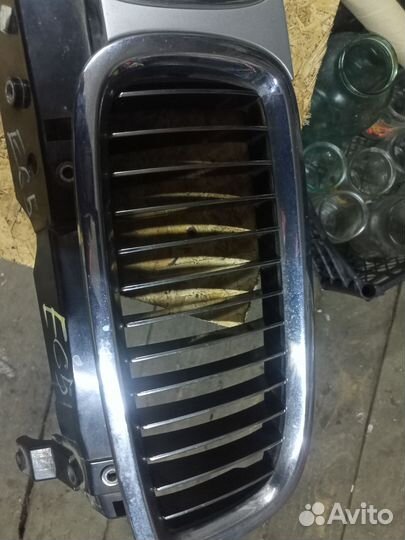 Решетка радиатора BMW 7,E65, 2007 год