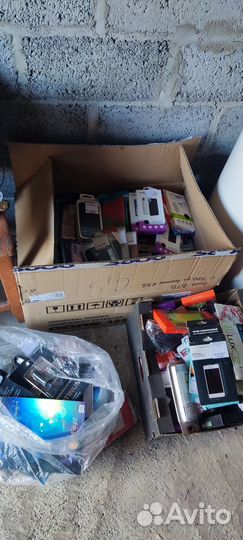 Чехлы для телефонов