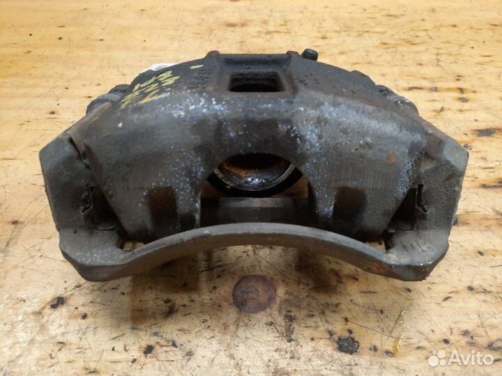 Суппорт передний левый Honda Accord CM2 K24A 2003