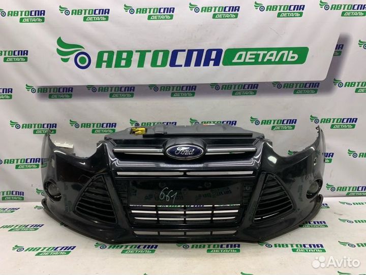 Бампер передний Ford Focus DV6 2013