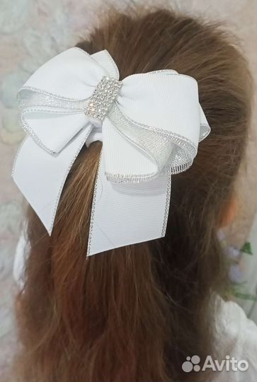 Школьные банты и заколки ручной работы