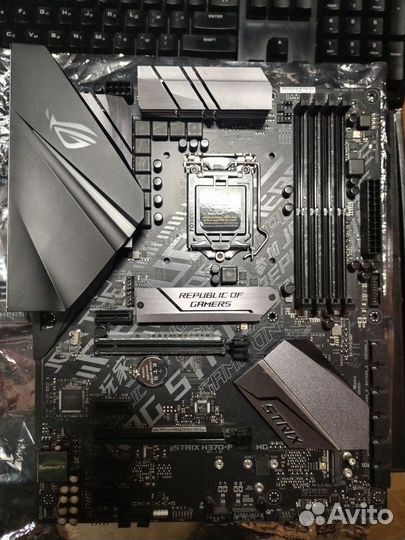 Материнская плата Asus rog strix h370-f LGA1151 v2