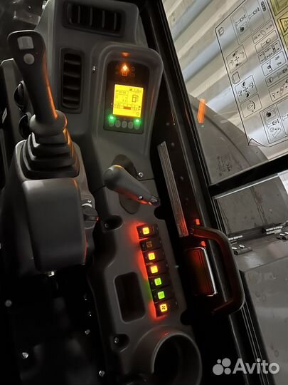 Мини-экскаватор YANMAR VIO50, 2022