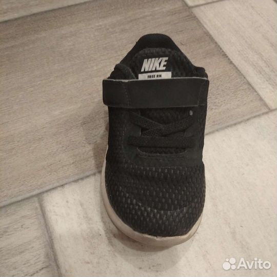 Кроссовки nike летние