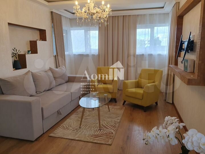 Коттедж 182,7 м² на участке 8,2 сот.