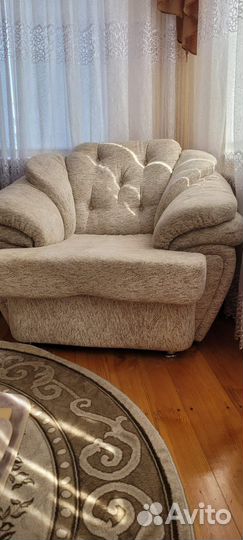 Диван и 2 кресла