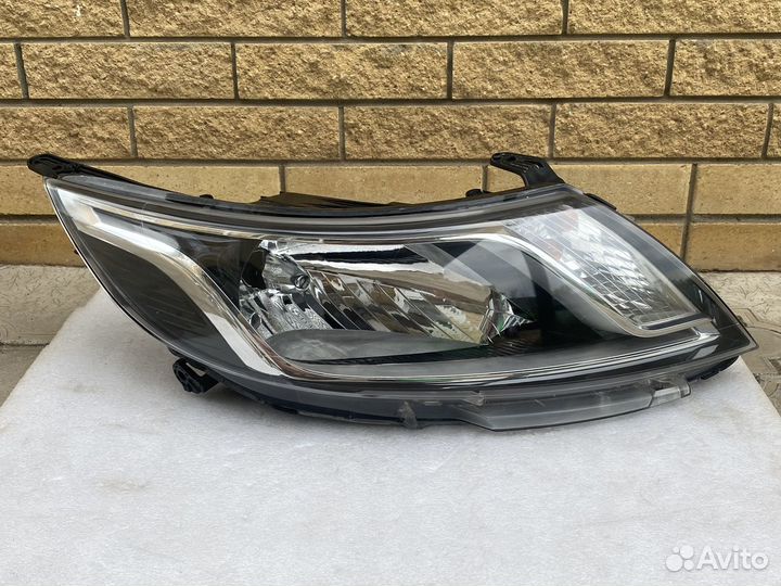 Фара правая оригинал KIA Rio 3 дорестайлинг