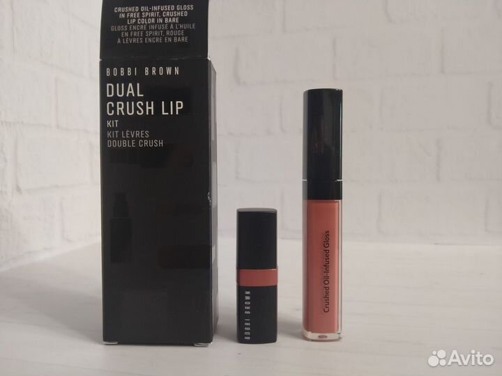 Bobbi Brown (румяна, набор помад, тени)