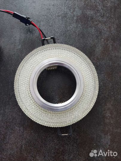 Светильник потолочный встраиваемый с подсветкой