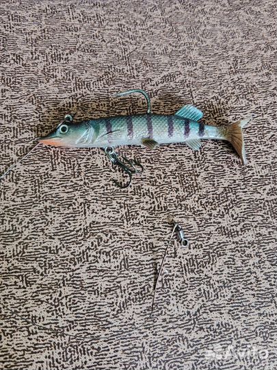 Крючки, поплавки, грузила, катушки