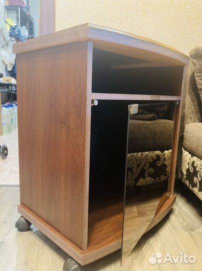 Тумба под телевизор