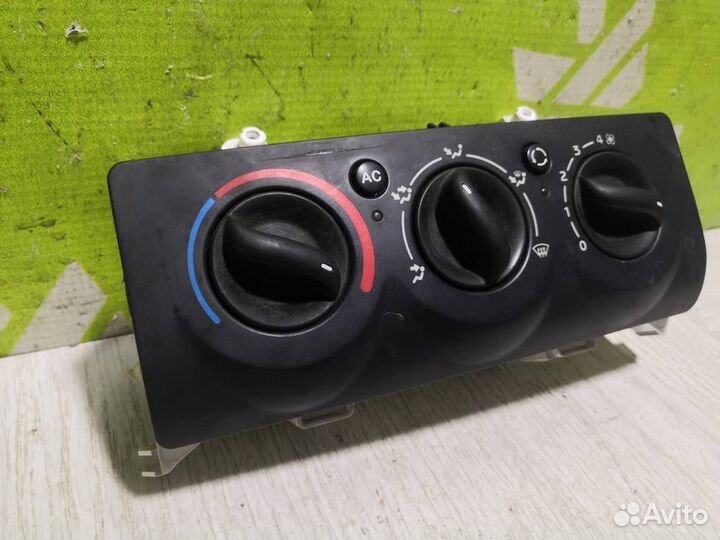 Блок управления печкой Рено Клио 2 Симбол