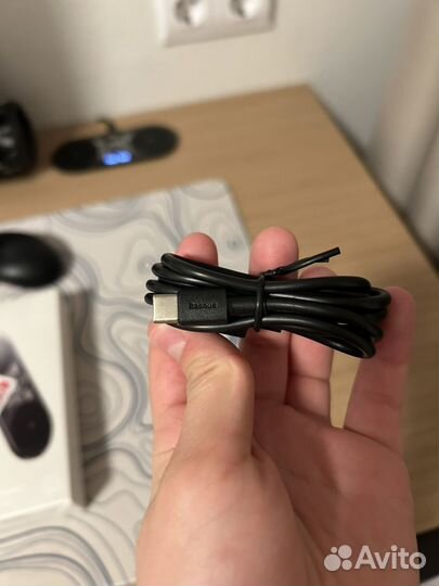 Безпроводная зарядка от Baseus BS-W528