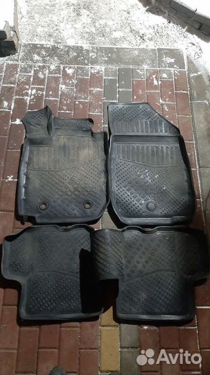 Коврики заводские. Ларгус