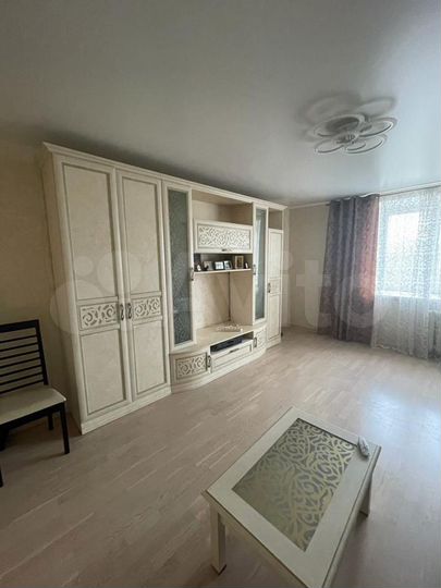 1-к. квартира, 40 м², 6/10 эт.