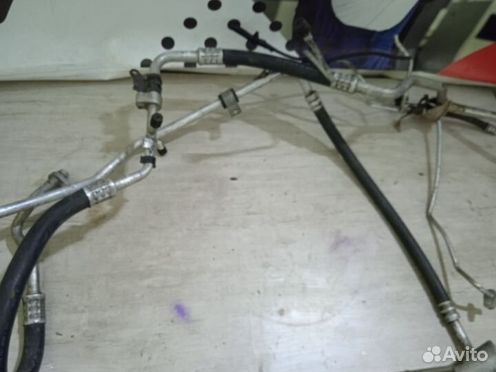 Трубки кондиционера Рено Меган 3 Renault Megane 3