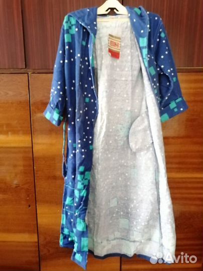 Винтаж. Халат махровый женский новый. Пр-во: гдр