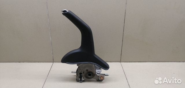 Рычаг стояночного тормоза Aveo (T300) 2011