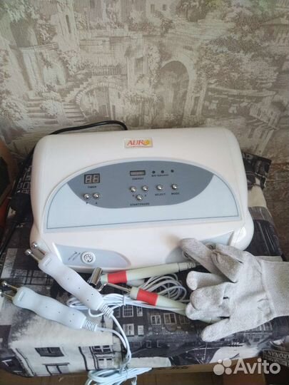 Аппарат микротоковые терапии AU 8403