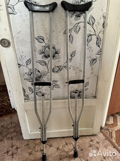 Костыли подмышечные