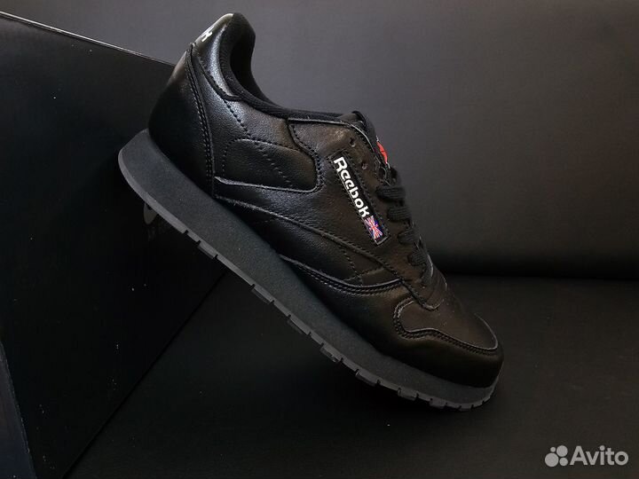 Кроссовки Reebok Classic из натуральной кожи