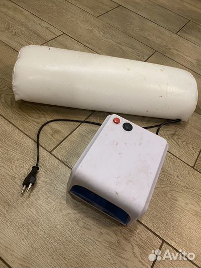 Лампа для ногтей+подушка