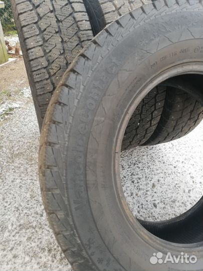 Continental VanContact Ice 215/75 R16C