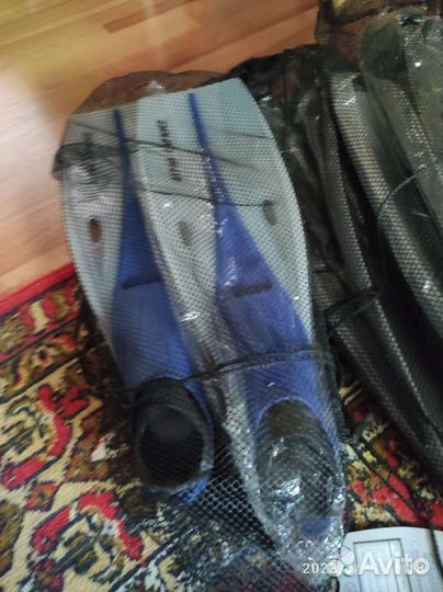 Маска с трубкой, ласты новые разные размеры