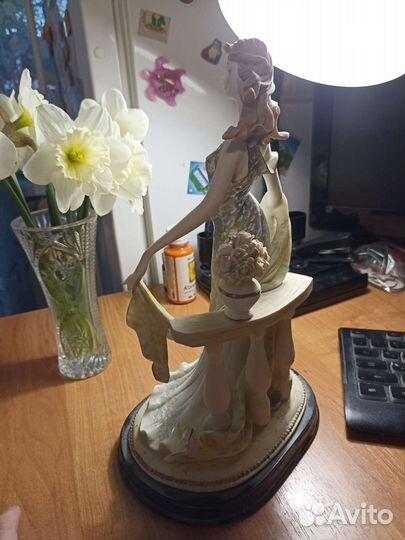 Фарфоровые статуэтки италия