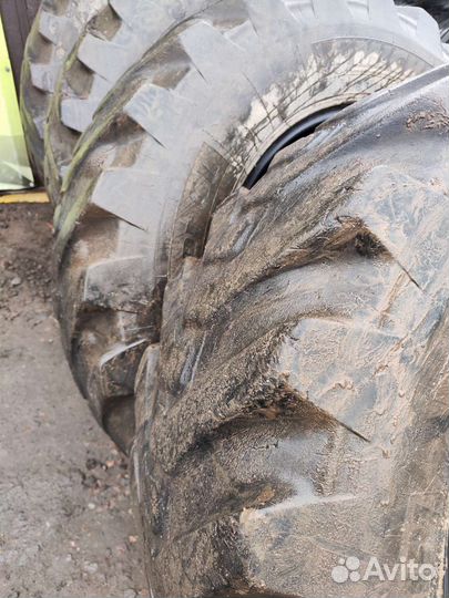 Michelin Power CL 16.9/28 R16