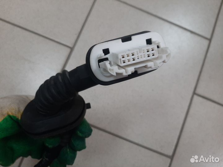 Проводка правой задней двери Rav4 40 2012-2019