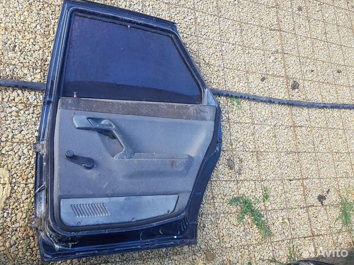 Задняя правая дверь ваз 2110 2112 приора