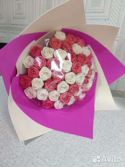 Букет из шоколадных роз