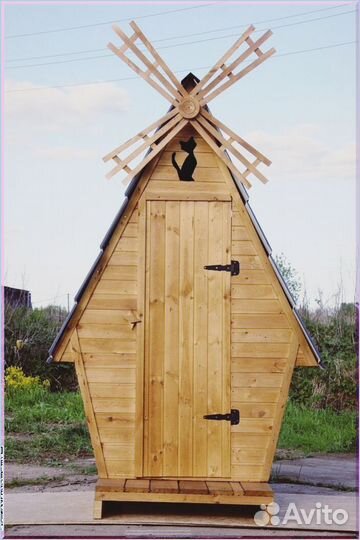 Дачный туалет с кошкой VNW